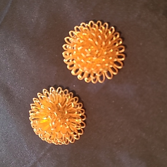 Fashion Jewelry - Picture 2 of 3